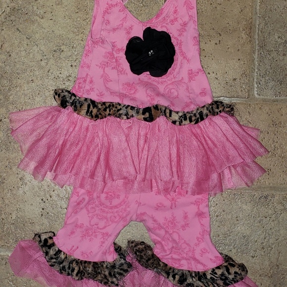 2T and 3T Giggle Moon - Picture 3 of 4